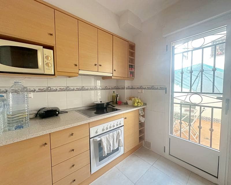 2 bedroom Townhouse for sale in Torrevieja with pool - € 162,500 (Ref: 10034422)