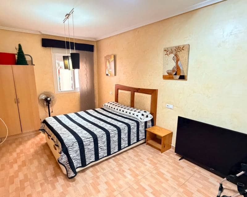 2 sovrum Lägenhet till salu i Los Montesinos - 129 000 € (Ref: 10034426)