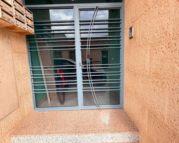 2 Zimmer Apartment zu verkaufen in Los Montesinos - 129.000 € (Ref: 10034426)