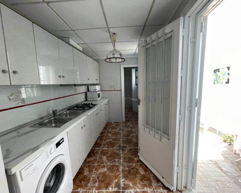 5 bedroom Townhouse for sale in Rojales - € 206,000 (Ref: 10034561)