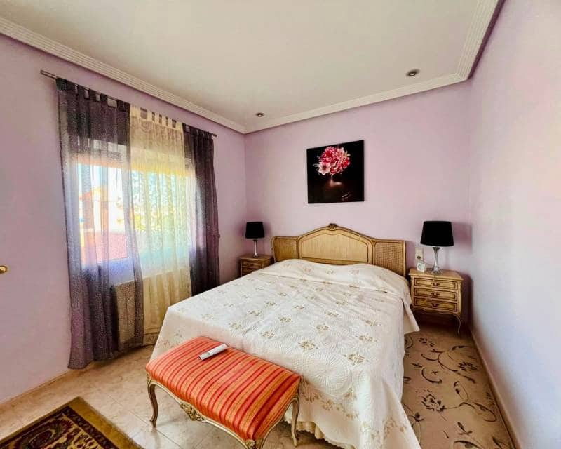 2 slaapkamer Villa te koop in Los Balcones met zwembad garage - € 699.990 (Ref: 10035832)