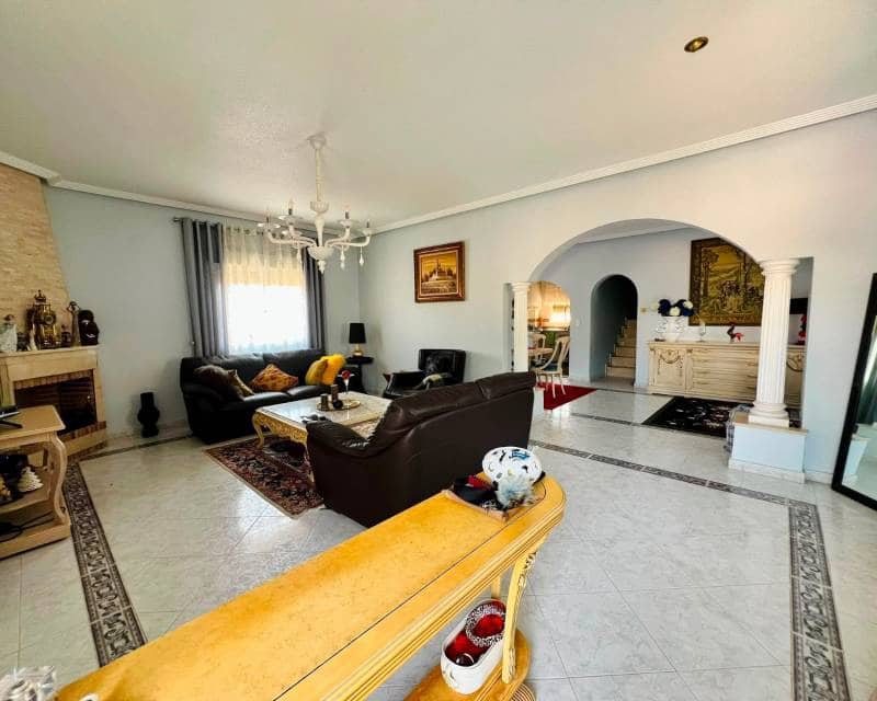 2 slaapkamer Villa te koop in Los Balcones met zwembad garage - € 699.990 (Ref: 10035832)