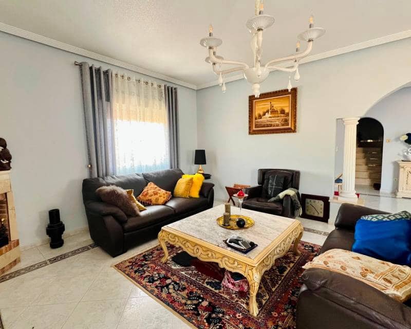 2 slaapkamer Villa te koop in Los Balcones met zwembad garage - € 699.990 (Ref: 10035832)