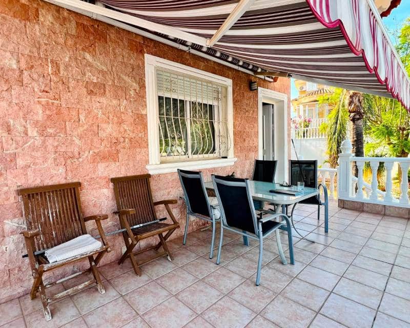 2 slaapkamer Villa te koop in Los Balcones met zwembad garage - € 699.990 (Ref: 10035832)