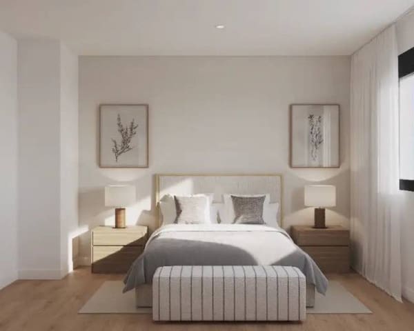 4 bedroom Penthouse for sale in Paus - Poligono San Blas, Alicante / Alacant city with pool - € 456,500 (Ref: 10036001)
