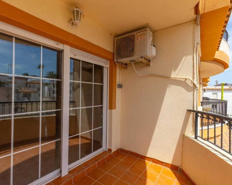 2 soveværelse Lejlighed til salg i Villamartin - € 175.000 (Ref: 10036008)