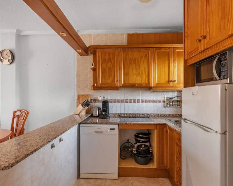 2 soveværelse Lejlighed til salg i Villamartin - € 175.000 (Ref: 10036008)