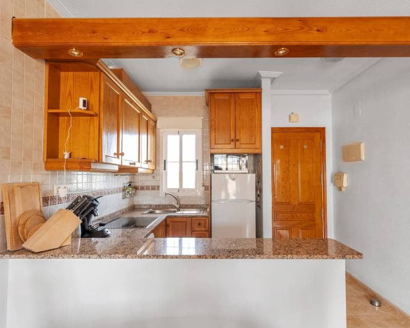 2 soveværelse Lejlighed til salg i Villamartin - € 175.000 (Ref: 10036008)