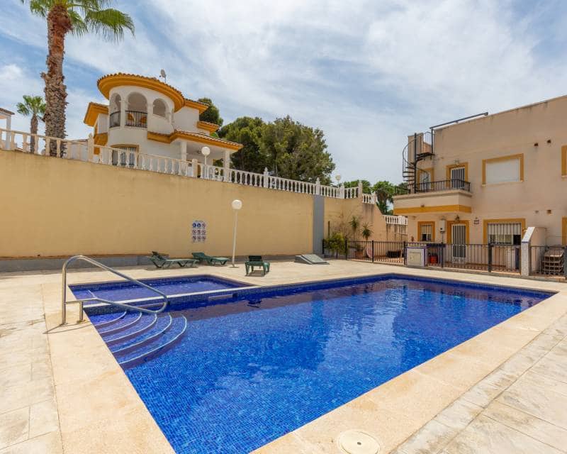 2 soveværelse Lejlighed til salg i Villamartin - € 175.000 (Ref: 10036008)