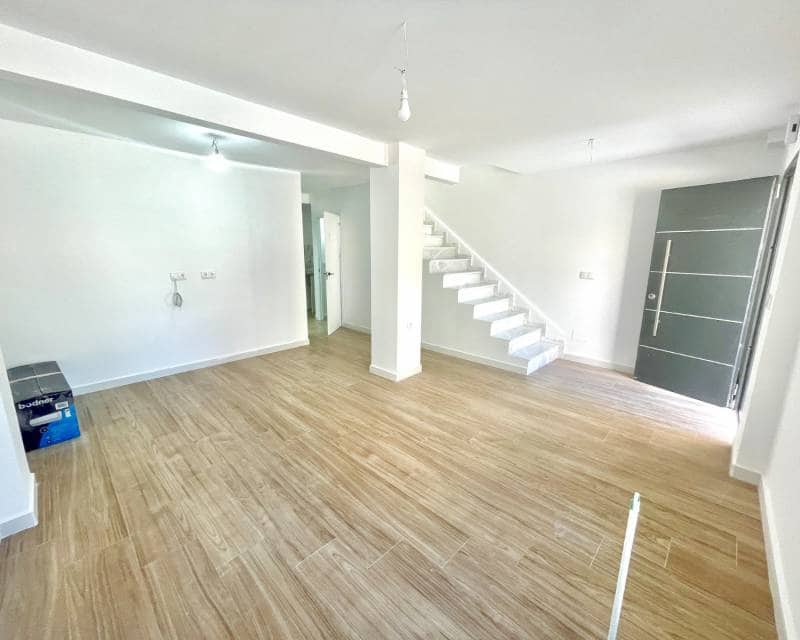 3 quarto Casa em Banda para venda em Daya Vieja - 165 900 € (Ref: 10041750)