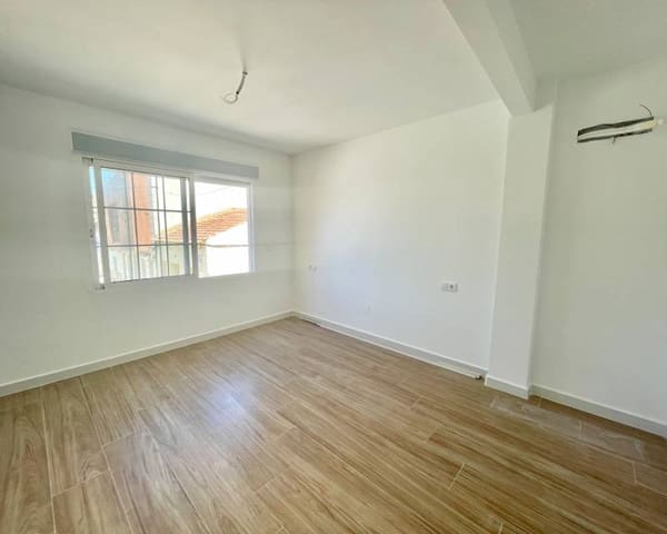 3 quarto Casa em Banda para venda em Daya Vieja - 165 900 € (Ref: 10041750)