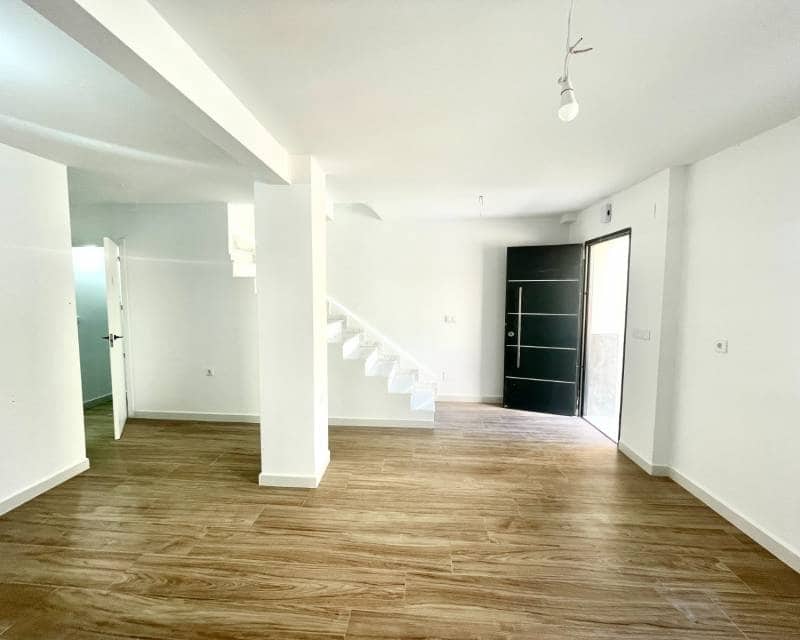 3 quarto Casa em Banda para venda em Daya Vieja - 165 900 € (Ref: 10041750)