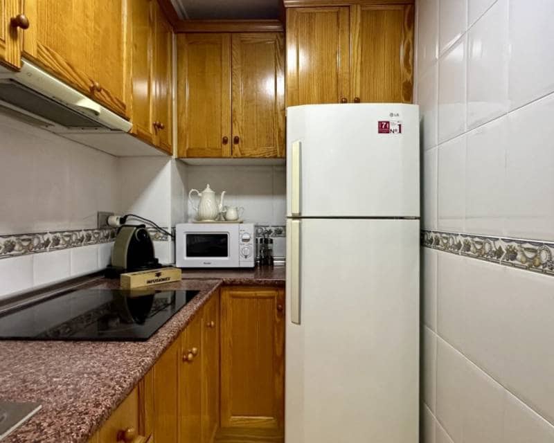 2 sovrum Lägenhet till salu i Torrevieja - 159 000 € (Ref: 10041751)