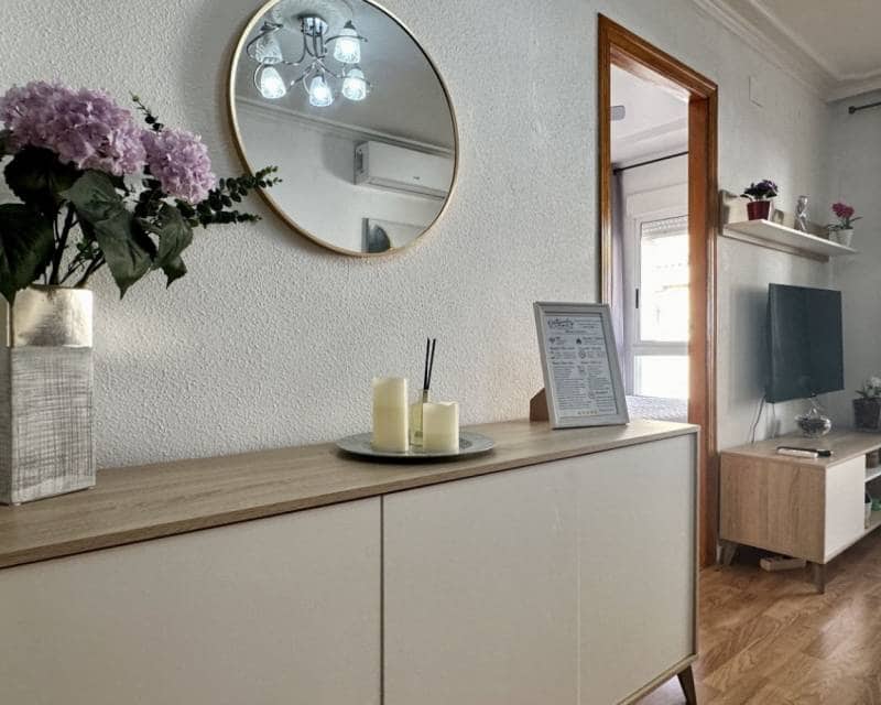 2 sovrum Lägenhet till salu i Torrevieja - 159 000 € (Ref: 10041751)