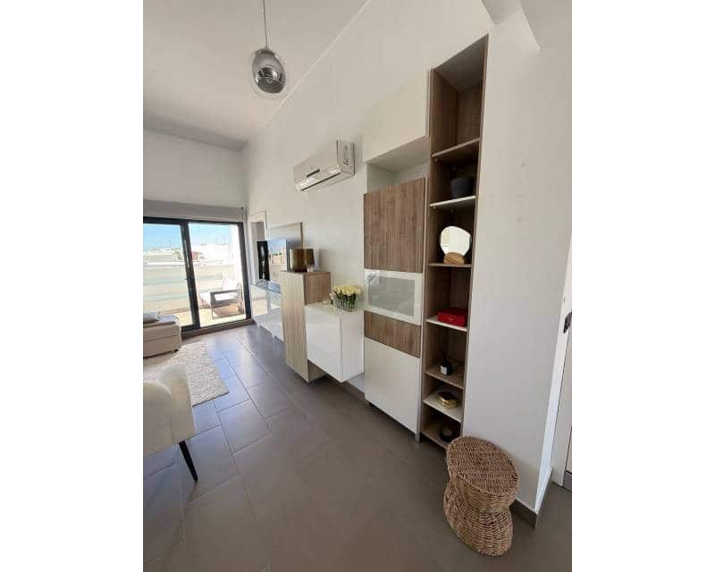 2 soverom Leilighet til salgs i Las Ramblas Golf med svømmebasseng - € 325 000 (Ref: 10041907)