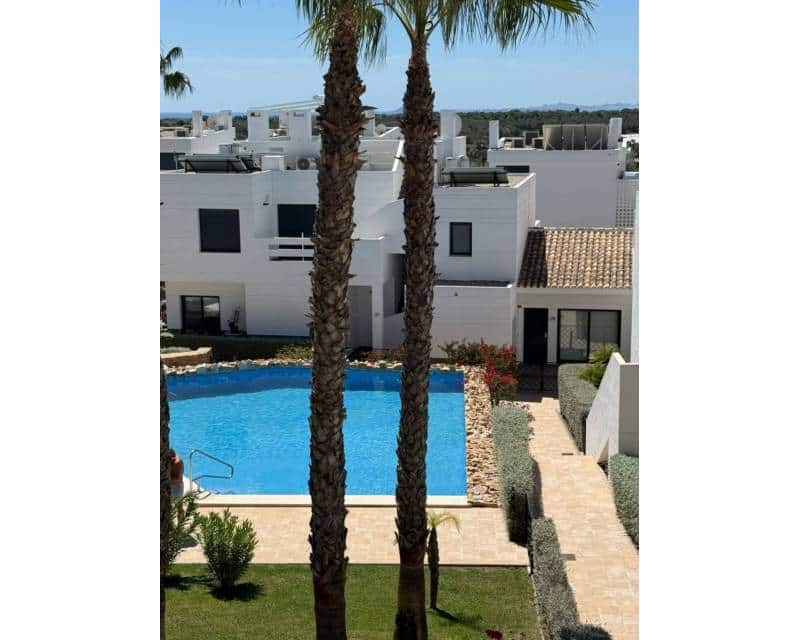 2 soverom Leilighet til salgs i Las Ramblas Golf med svømmebasseng - € 325 000 (Ref: 10041907)