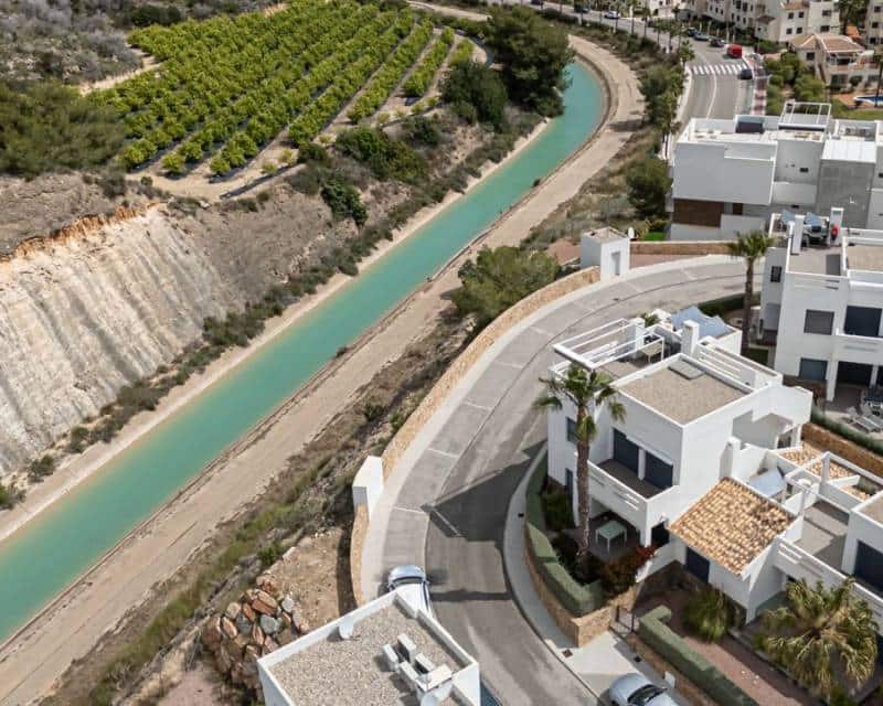 2 soverom Leilighet til salgs i Las Ramblas Golf med svømmebasseng - € 325 000 (Ref: 10041907)