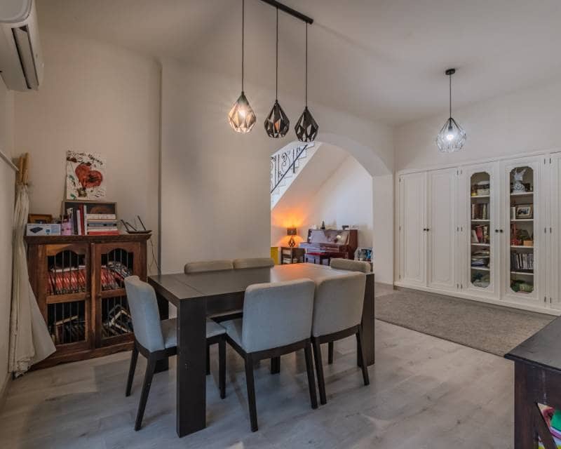 5 bedroom Apartment for sale in Guardamar del Segura - € 349,000 (Ref: 10043426)