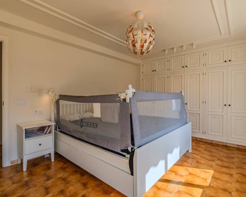 5 bedroom Apartment for sale in Guardamar del Segura - € 349,000 (Ref: 10043426)