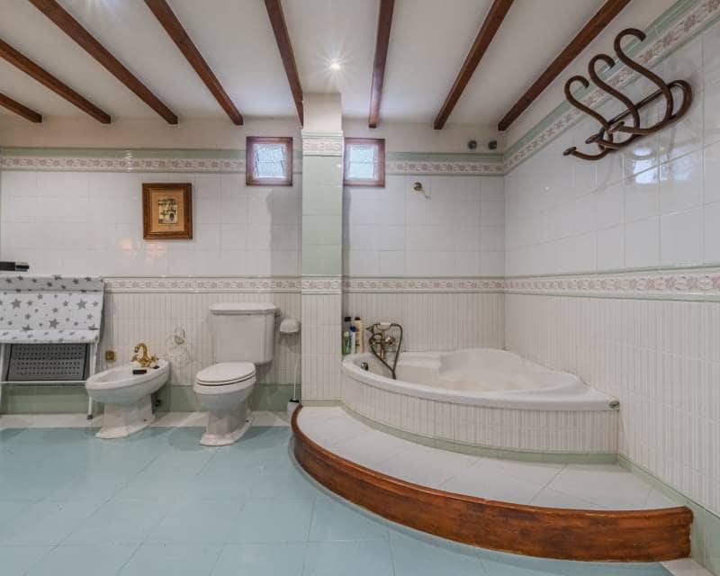 5 bedroom Apartment for sale in Guardamar del Segura - € 349,000 (Ref: 10043426)