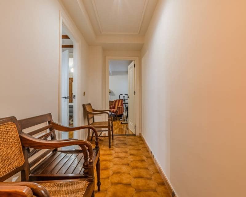 5 bedroom Apartment for sale in Guardamar del Segura - € 349,000 (Ref: 10043426)