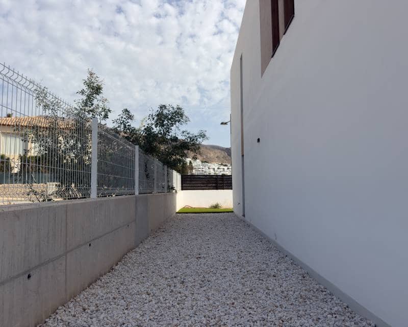 4 slaapkamer Villa te koop in Finestrat met zwembad garage - € 990.000 (Ref: 10043531)