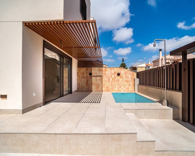 3 sovrum Villa till salu i Santiago de la Ribera med pool - 529 000 € (Ref: 10044027)
