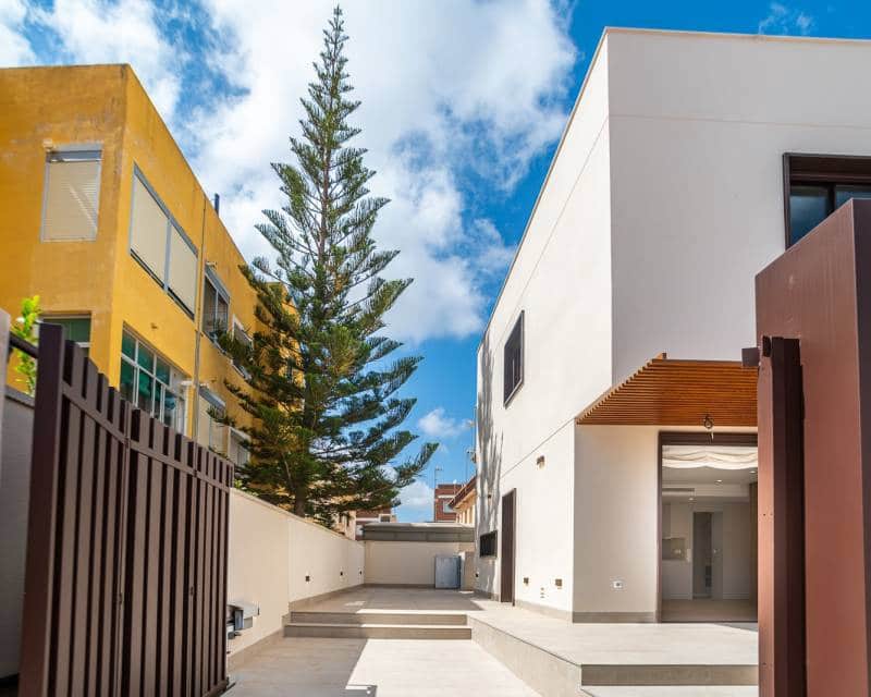 3 sovrum Villa till salu i Santiago de la Ribera med pool - 529 000 € (Ref: 10044027)