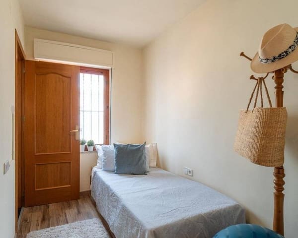 3 soveværelse Lejlighed til salg i Playa de los Náufragos, Torrevieja - € 159.000 (Ref: 10045798)