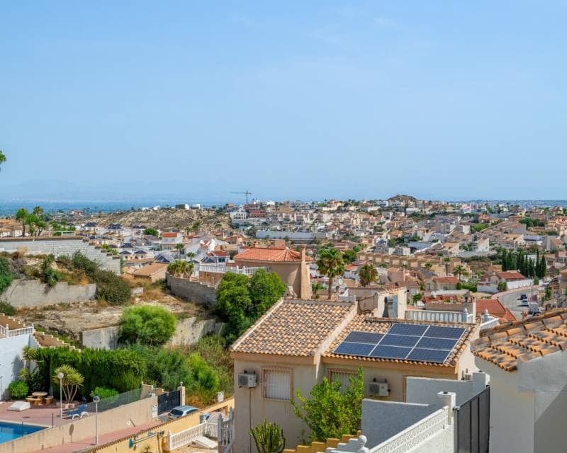 5 Zimmer Villa zu verkaufen in Ciudad Quesada mit Pool - 1.399.000 € (Ref: 10045801)