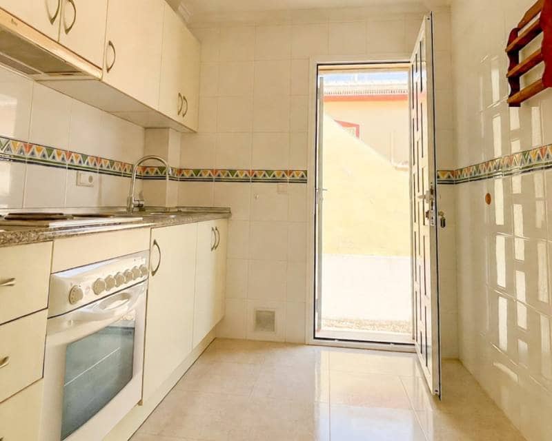 3 chambre Villa/Maison Mitoyenne à vendre à Dona Pepa avec piscine - 229 000 € (Ref: 10047855)
