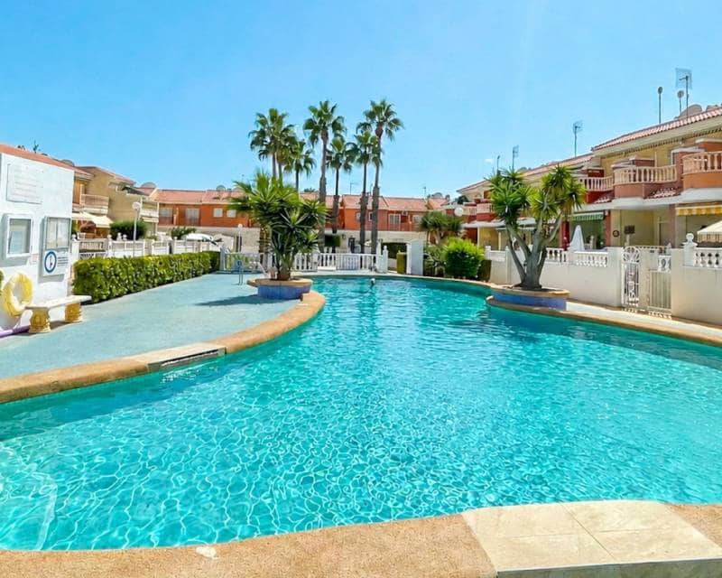 3 chambre Villa/Maison Mitoyenne à vendre à Dona Pepa avec piscine - 229 000 € (Ref: 10047855)