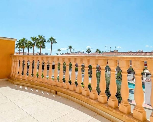 3 chambre Villa/Maison Mitoyenne à vendre à Doña Pepa, Rojales avec piscine - 229 000 € (Ref: 10047855)