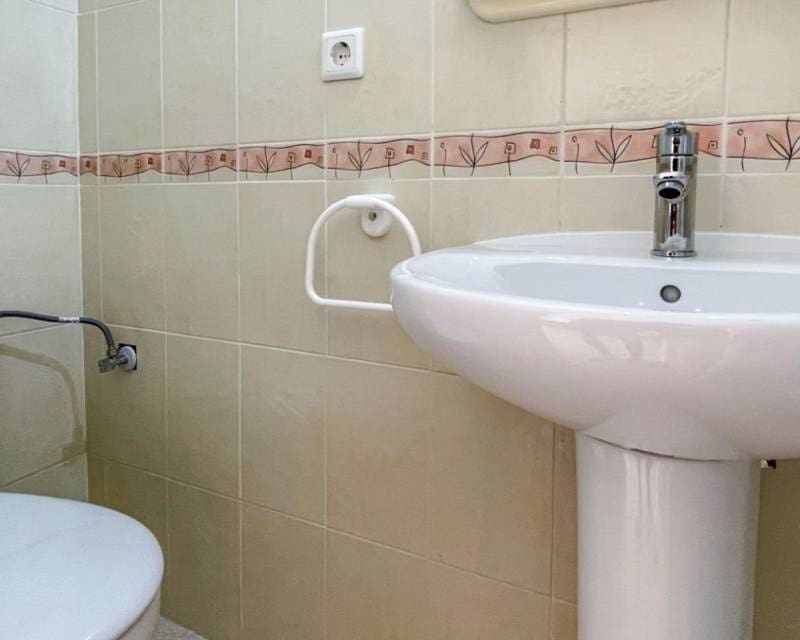 3 chambre Villa/Maison Mitoyenne à vendre à Dona Pepa avec piscine - 229 000 € (Ref: 10047855)