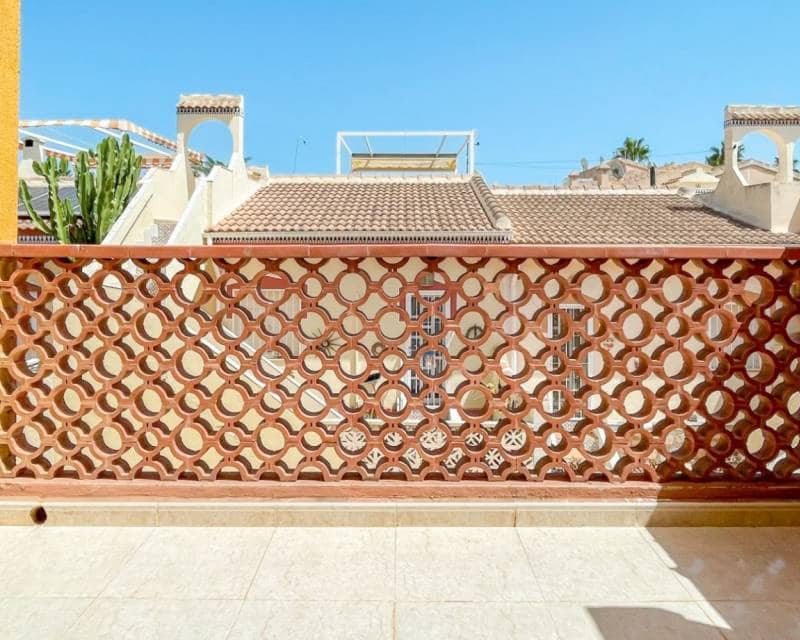 3 chambre Villa/Maison Mitoyenne à vendre à Dona Pepa avec piscine - 229 000 € (Ref: 10047855)