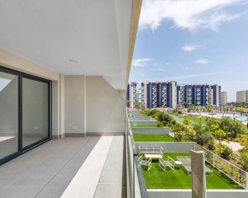 2 sovrum Lägenhet till salu i Punta Prima med pool garage - 389 000 € (Ref: 10051943)
