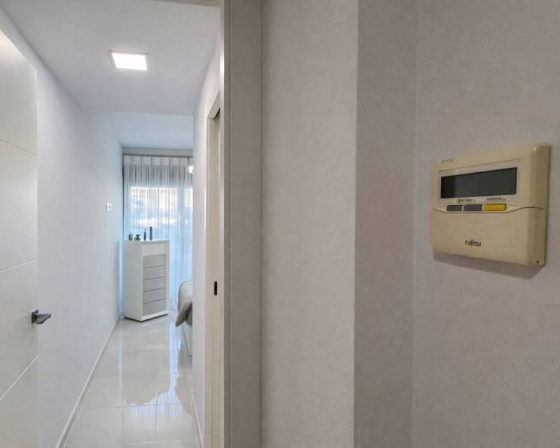 3 soveværelse Villa til salg i Orihuela Costa med swimmingpool - € 460.000 (Ref: 10052021)