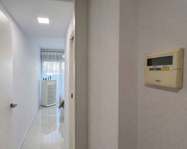 3 soveværelse Villa til salg i Los Almendros (Orihuela Costa), Orihuela med swimmingpool - € 460.000 (Ref: 10052021)