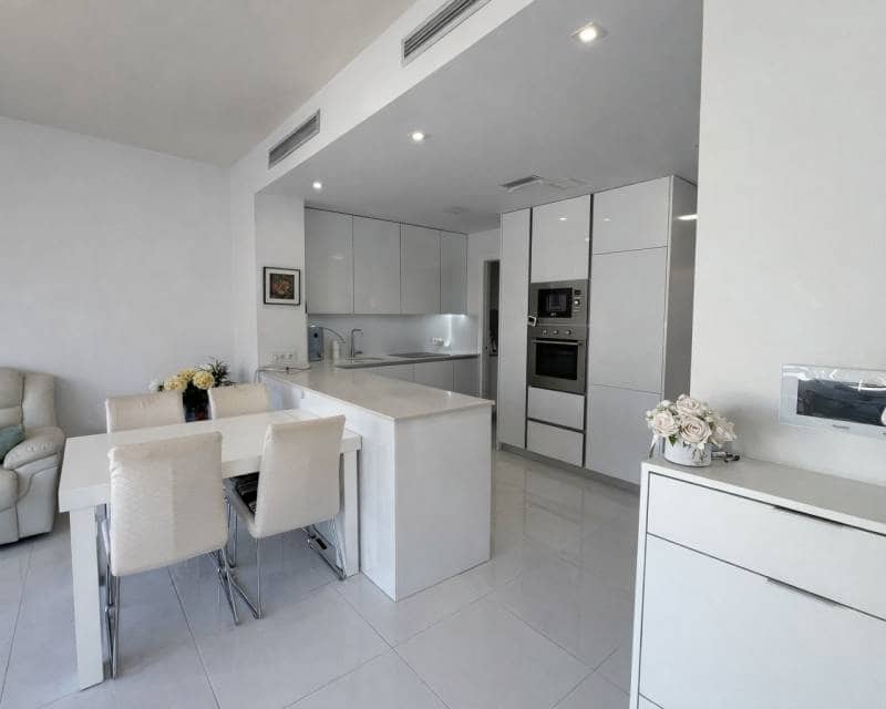 3 soveværelse Villa til salg i Orihuela Costa med swimmingpool - € 460.000 (Ref: 10052021)