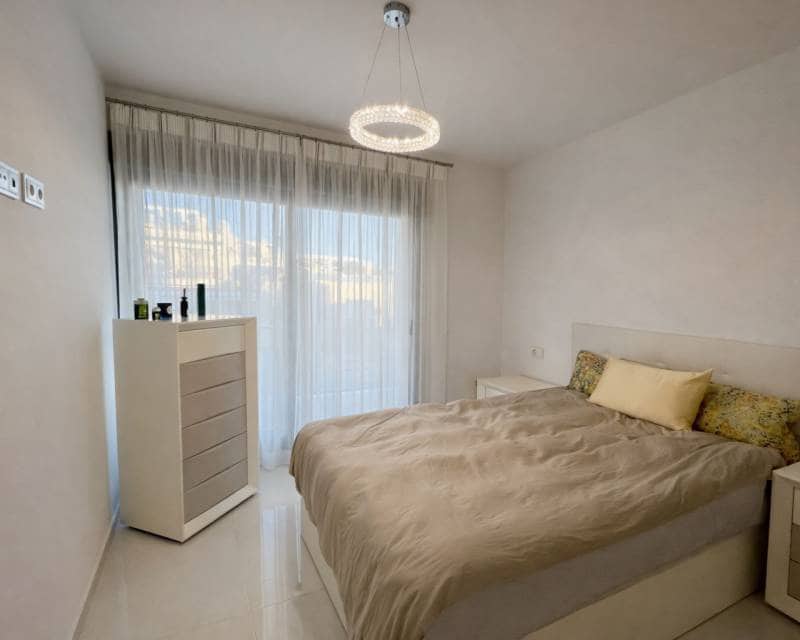 3 soveværelse Villa til salg i Orihuela Costa med swimmingpool - € 460.000 (Ref: 10052021)