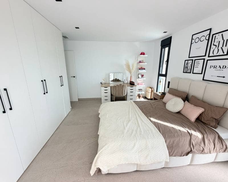 Chalet de 3 habitaciones en Dolores en venta con piscina - 440.000 € (Ref: 10052022)