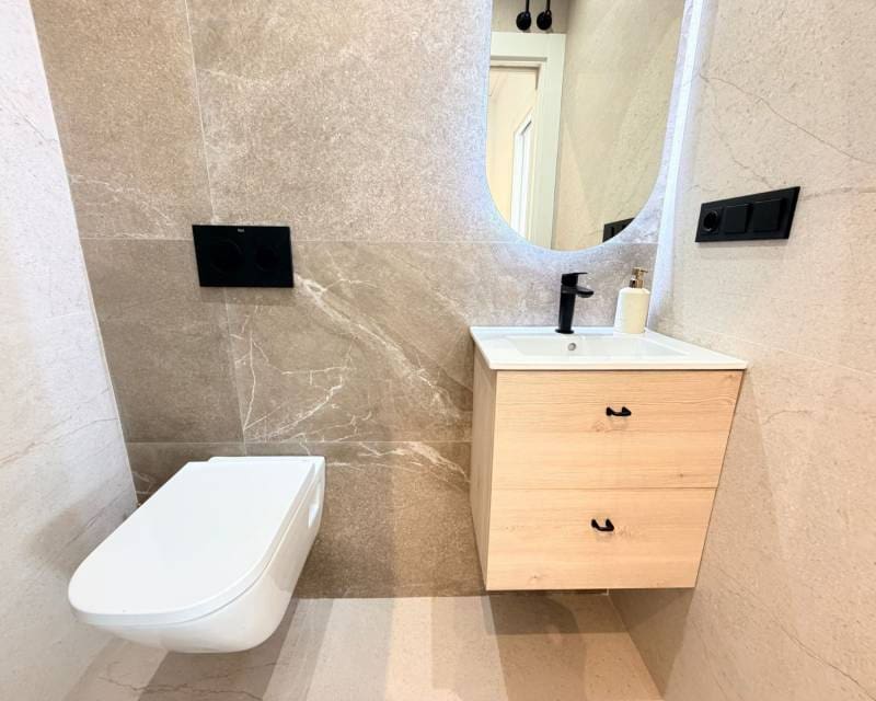 Chalet de 3 habitaciones en Dolores en venta con piscina - 440.000 € (Ref: 10052022)