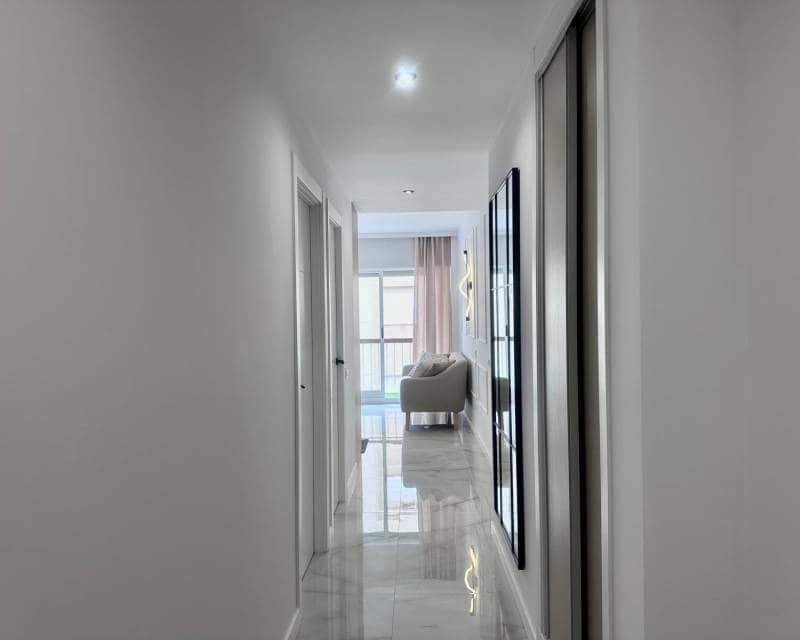 1 soveværelse Lejlighed til salg i Torrevieja med swimmingpool - € 159.900 (Ref: 10052127)