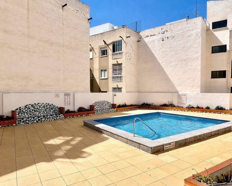 1 soveværelse Lejlighed til salg i Torrevieja med swimmingpool - € 159.900 (Ref: 10052127)