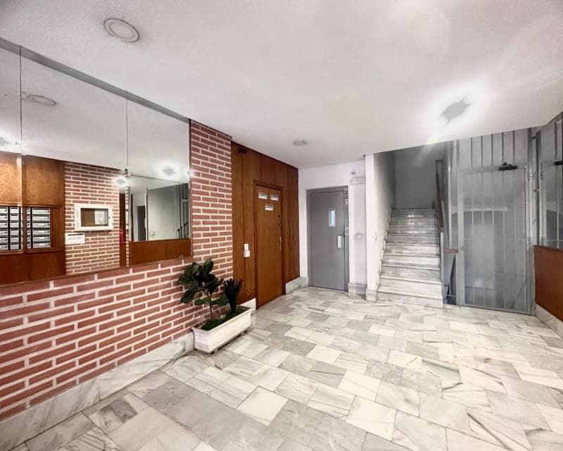 1 soveværelse Lejlighed til salg i Torrevieja med swimmingpool - € 159.900 (Ref: 10052127)