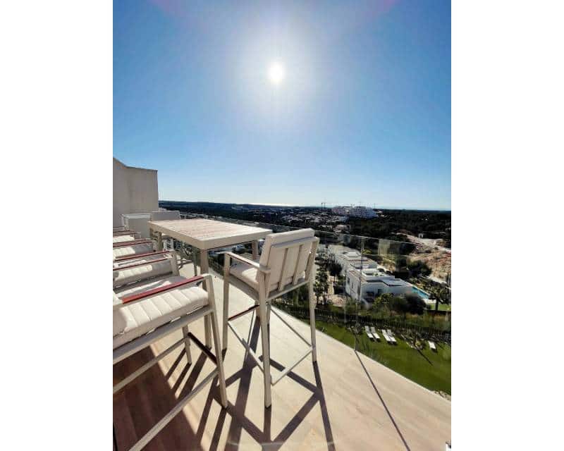 2 soverom Penthouse til salgs i Pilar de la Horadada med svømmebasseng - € 569 000 (Ref: 10052128)