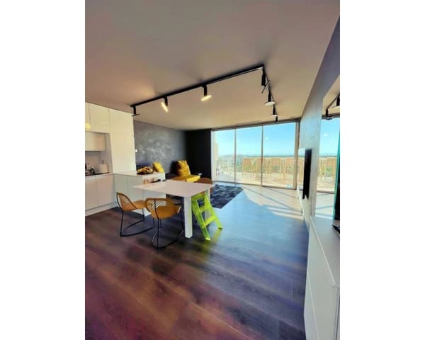 2 quarto Penthouse para venda em Pilar de la Horadada com piscina - 569 000 € (Ref: 10052128)