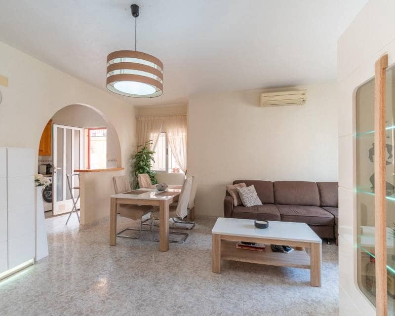 3 quarto Moradia em Banda para venda em La Zenia com piscina - 225 000 € (Ref: 10055772)