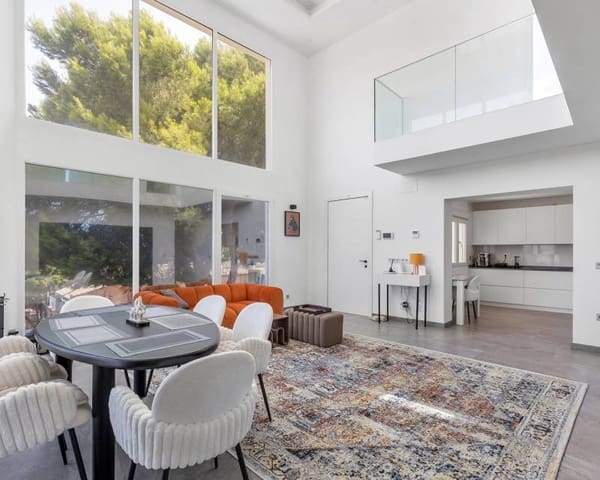 Chalet de 5 habitaciones en Los Balcones en venta con piscina - 849.000 € (Ref: 10057272)