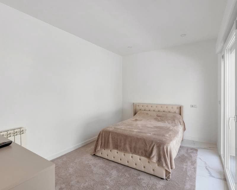 Chalet de 5 habitaciones en Los Balcones en venta con piscina - 849.000 € (Ref: 10057272)